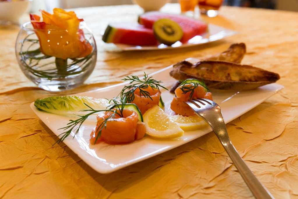 ז'ואה-לה-טור Chateau De Beaulieu Et Magnolia Spa, The Originals Relais שירותים תמונה