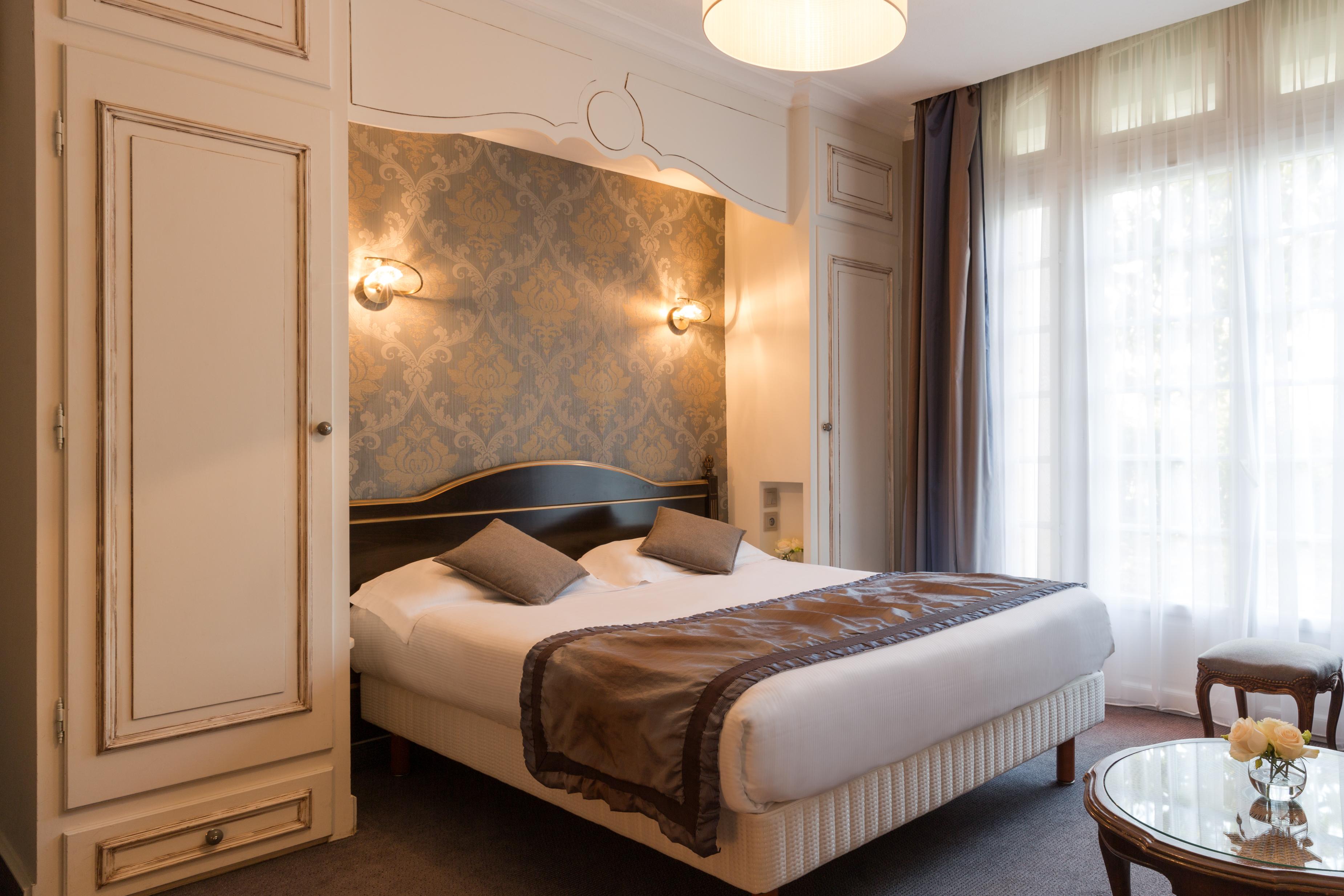 ז'ואה-לה-טור Chateau De Beaulieu Et Magnolia Spa, The Originals Relais מראה חיצוני תמונה