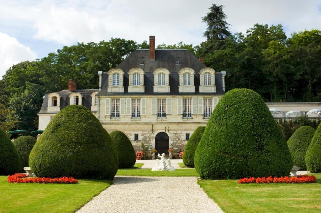ז'ואה-לה-טור Chateau De Beaulieu Et Magnolia Spa, The Originals Relais מראה חיצוני תמונה